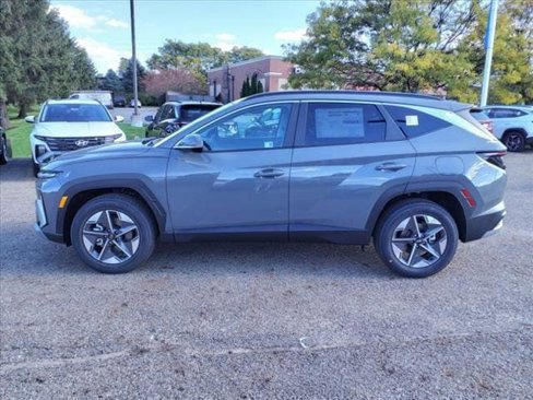 Certified 2025 Hyundai Tucson SEL image 9