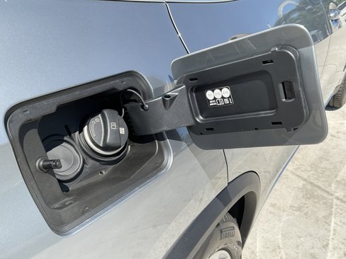New 2026 BMW X5 xDrive50e image 7
