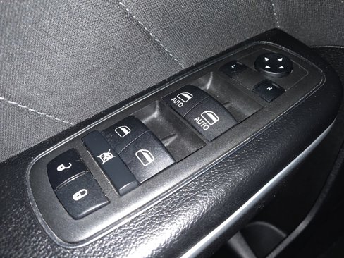 Used 2022 Dodge Charger SXT image 27