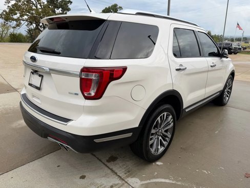Used 2019 Ford Explorer Platinum image 9