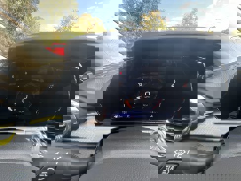 New 2026 Chevrolet Trax LT w/ Sunroof Package image 46