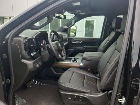 Used 2024 Chevrolet Silverado 2500 High Country image 10