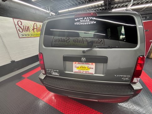 Used 2011 Dodge Nitro Heat image 18