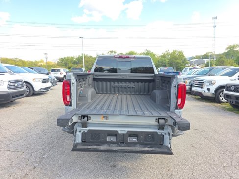 Used 2024 GMC Sierra 1500 AT4X image 9