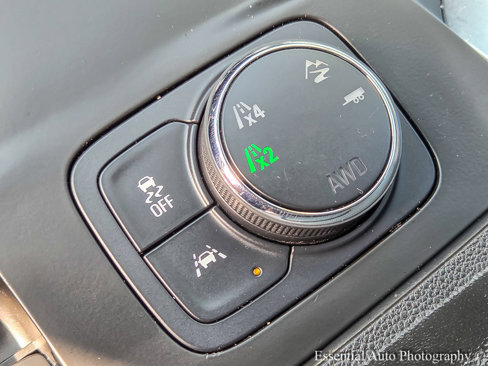 Used 2021 Chevrolet Traverse Premier image 30