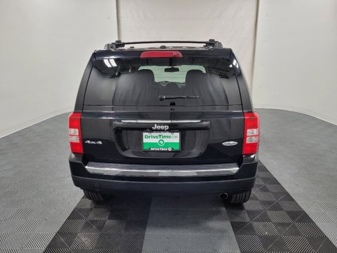 Used 2016 Jeep Patriot High Altitude image 7