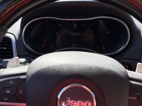 Used 2015 Jeep Grand Cherokee Overland w/ Advanced Technology Group image 26