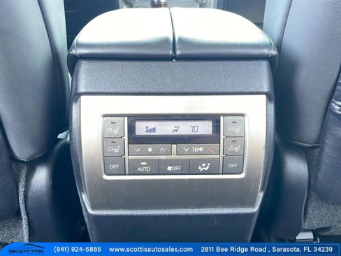 Used 2019 Lexus GX 460 image 24