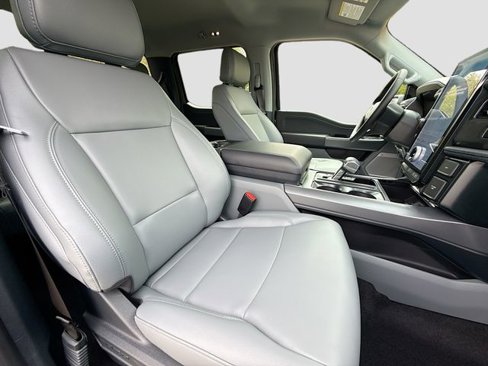 New 2025 Ford F150 Lightning Flash image 28