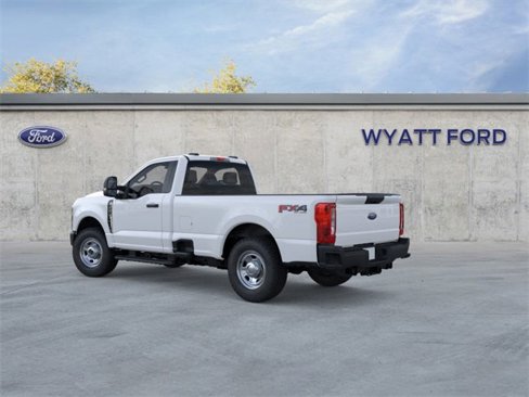 New 2025 Ford F350 XL w/ FX4 Off-Road Package image 4