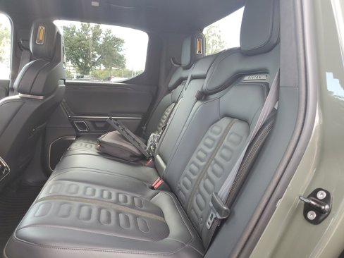 Used 2022 Rivian R1T Launch Edition image 9