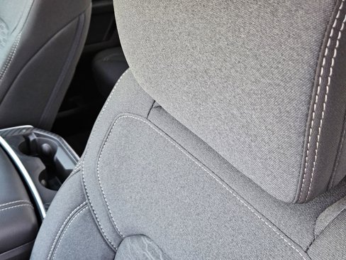 New 2026 RAM 1500 4x4 Crew Cab image 27