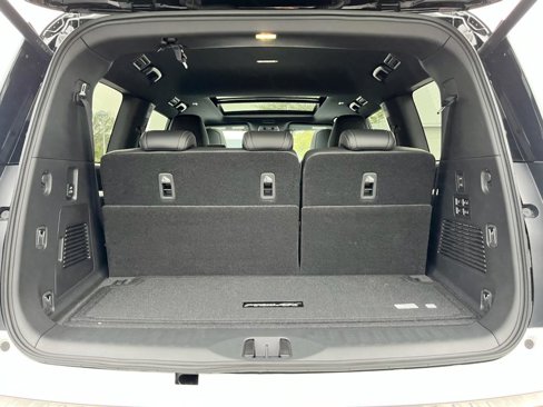 New 2025 Nissan Armada PRO-4X w/ Pro-4X Premium Package image 28