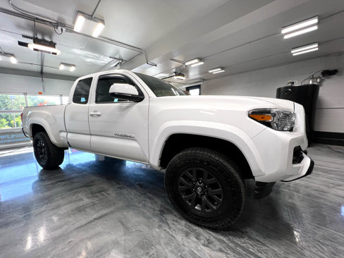 Used 2020 Toyota Tacoma SR5 image 18