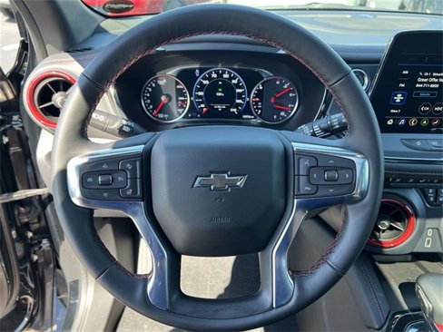 Certified 2024 Chevrolet Blazer RS w/ Driver Confidence II Package image 11