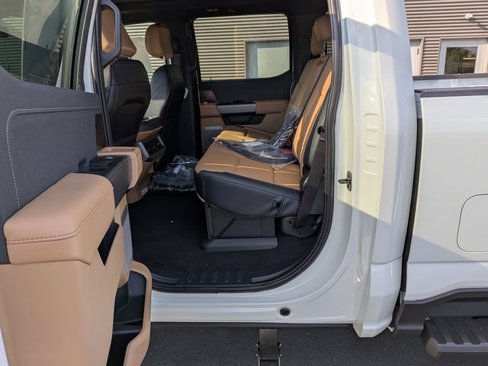 New 2026 Ford F350 Lariat image 12