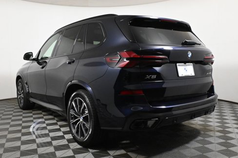 New 2026 BMW X5 xDrive40i w/ M Sport Package image 5