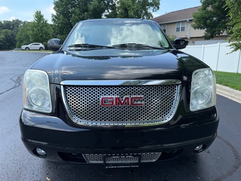 Used 2011 GMC Yukon XL Denali image 10