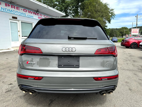 Used 2024 Audi SQ5 Prestige image 9