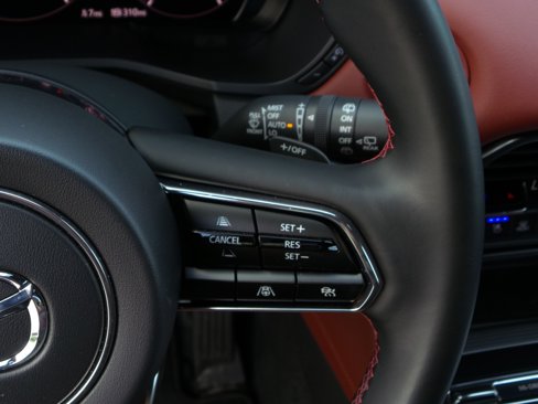 Certified 2025 MAZDA CX-70 Plug-In Hybrid w/ Premium Plus image 32