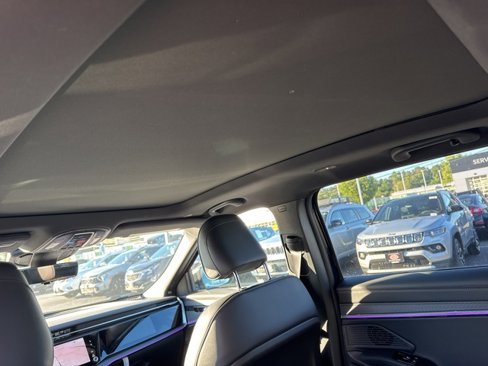 New 2025 Jeep Wagoneer Limited w/ Comfort Package image 8