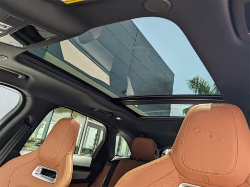 New 2026 Jaguar F-PACE R-Dynamic S image 22