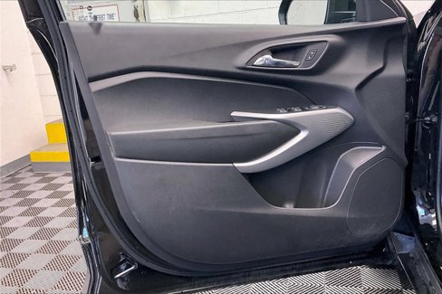 Used 2024 Chevrolet Trax LS w/ LS Convenience Package image 21