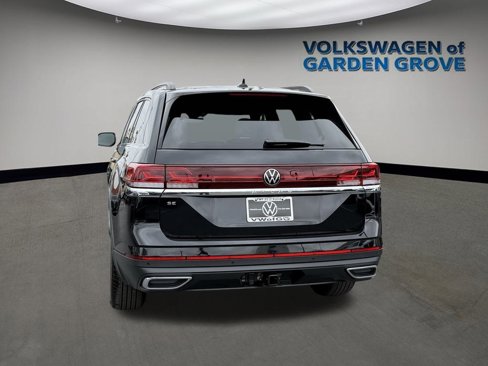 New 2025 Volkswagen Atlas SE image 9