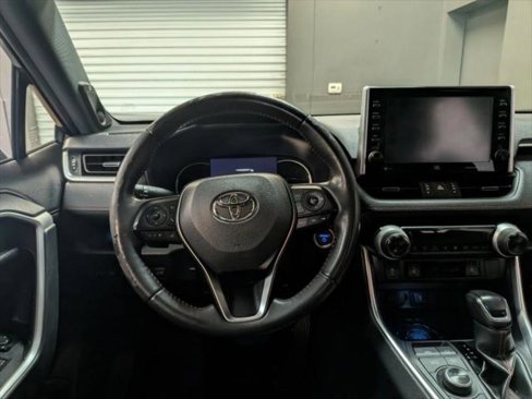 Used 2021 Toyota RAV4 XSE w/ Weather Package image 14