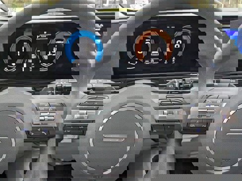 New 2025 Hyundai Kona SE image 25