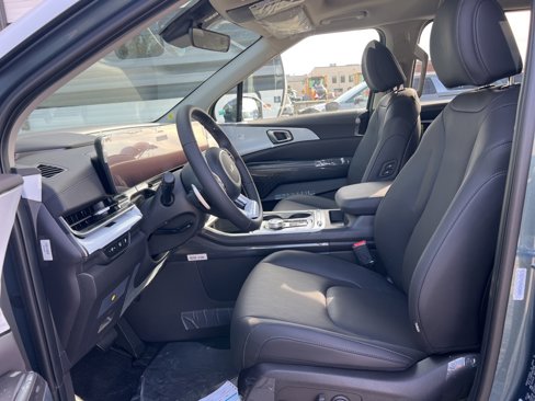New 2026 Kia Carnival SX image 8