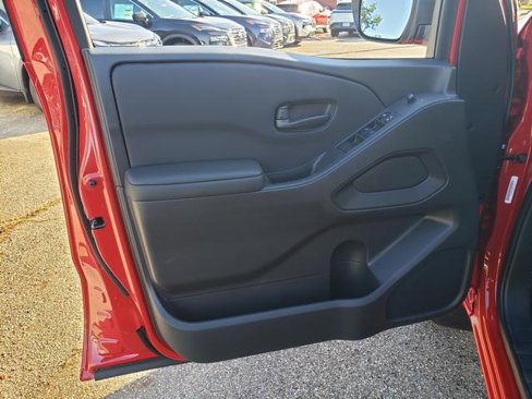 New 2026 Nissan Frontier SV image 12