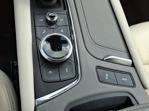 Used 2023 Cadillac XT6 Premium Luxury w/ Technology Package image 25