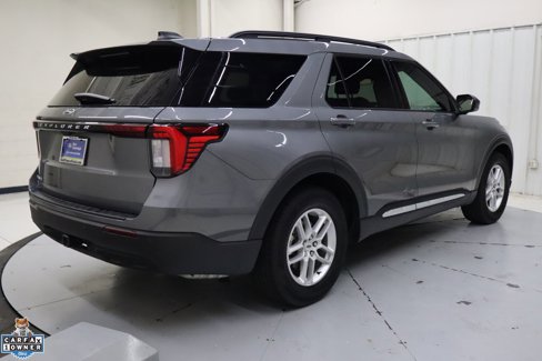 Certified 2025 Ford Explorer Active image 4