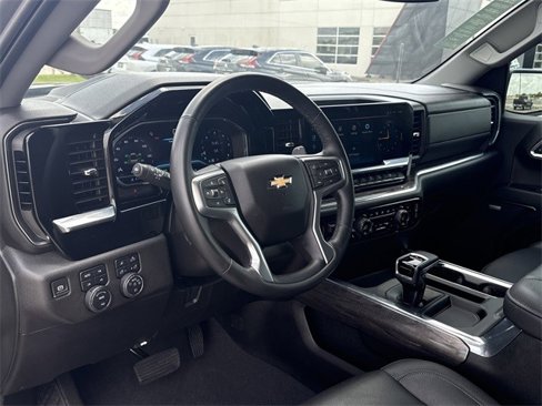 Certified 2024 Chevrolet Silverado 1500 LTZ w/ LTZ Convenience Package II image 9