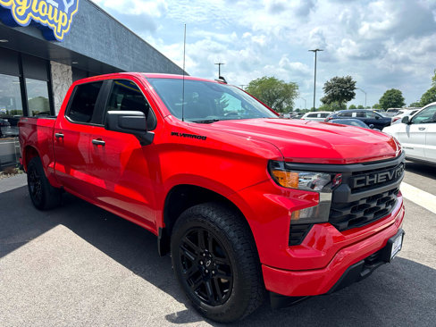 Used 2022 Chevrolet Silverado 1500 Custom w/ LPO, Dark Essentials Package image 9