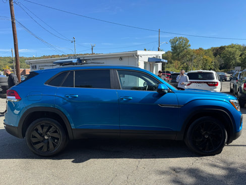 Used 2024 Volkswagen Atlas Cross Sport SE image 4