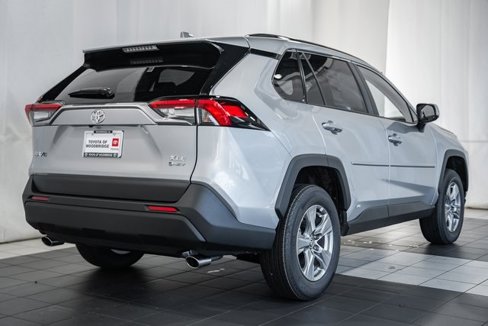 New 2025 Toyota RAV4 XLE image 4