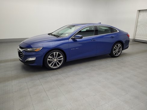 Used 2023 Chevrolet Malibu LT image 2