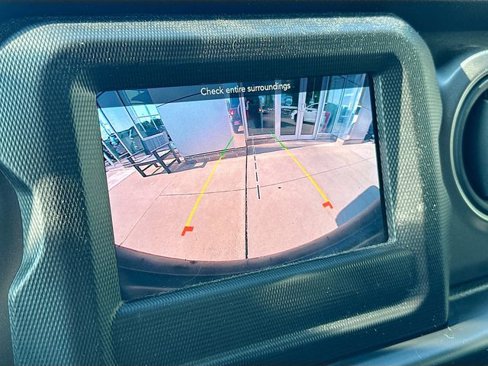 Used 2023 Jeep Wrangler Sport image 14