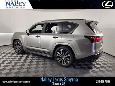 New 2025 Lexus LX 600 4WD w/ Luxury Package image 4