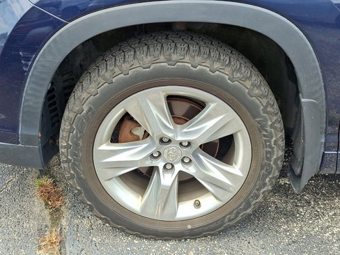Used 2015 Toyota Highlander Limited image 4