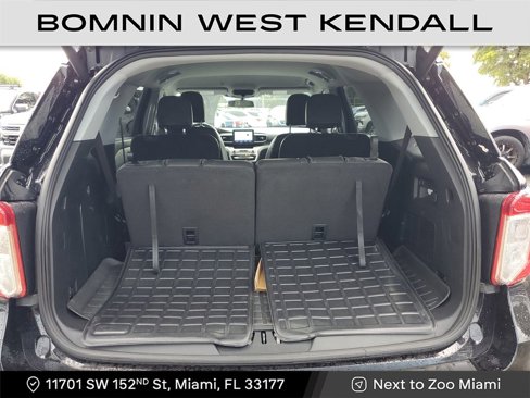 Used 2022 Ford Explorer XLT w/ Equipment Group 202A image 12