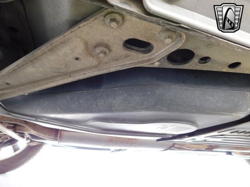 Used 2004 Jaguar XJ8 image 17
