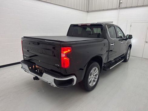 Used 2025 Chevrolet Silverado 1500 LTZ w/ Z71 Off-Road Package image 6