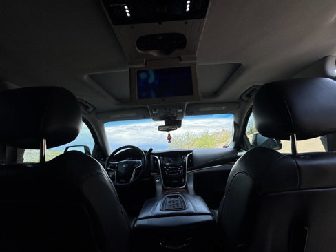 Used 2017 Cadillac Escalade ESV Premium Luxury image 11