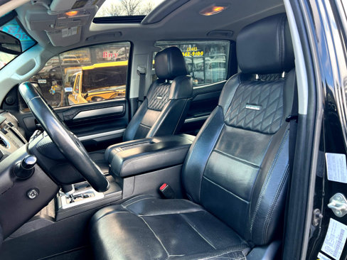 Used 2017 Toyota Tundra Platinum image 6
