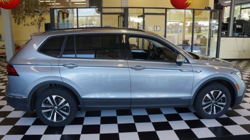Used 2024 Volkswagen Tiguan S image 8