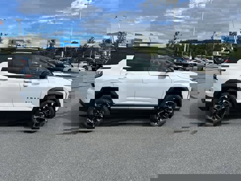New 2026 Chevrolet Equinox RS image 8