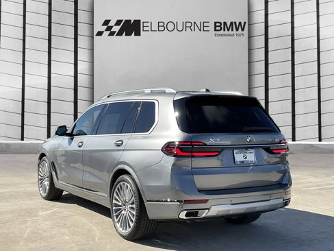New 2026 BMW X7 xDrive40i image 5